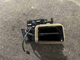 bontott VW PASSAT B8 Bal Szellőző