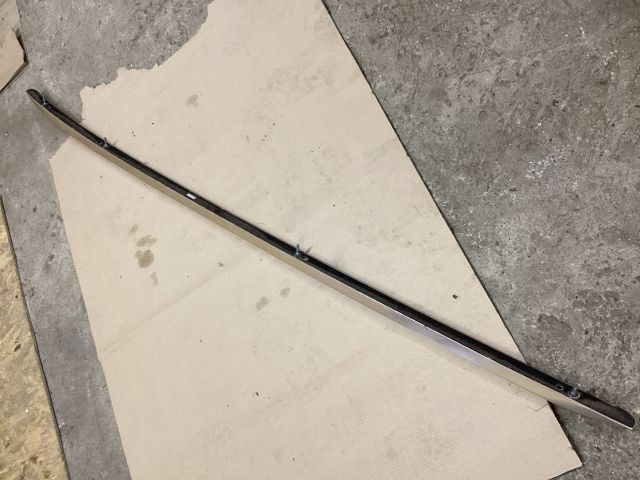 bontott VW PASSAT B8 Bal Tetősín