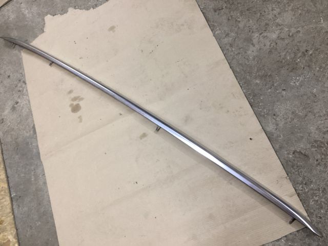 bontott VW PASSAT B8 Bal Tetősín