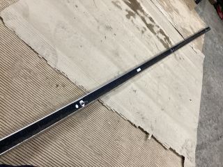 bontott VW PASSAT B8 Bal Tetősín