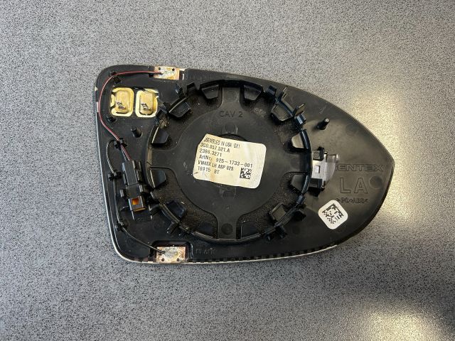 bontott VW PASSAT B8 Bal Tükörlap