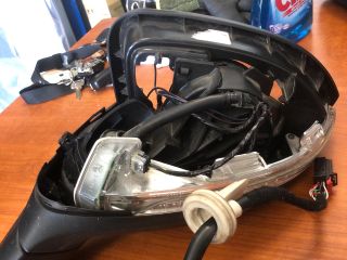 bontott VW PASSAT B8 Bal Visszapillantó Tükör (Elektromos)