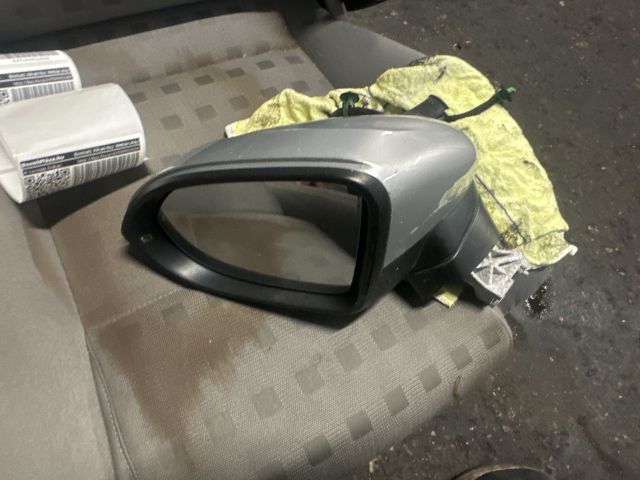 bontott VW PASSAT B8 Bal Visszapillantó Tükör (Elektromos)