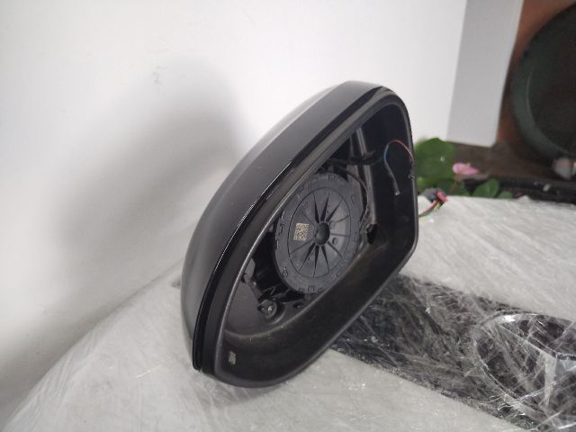 bontott VW PASSAT B8 Bal Visszapillantó Tükör (Elektromos)