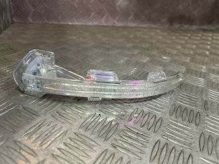 bontott VW PASSAT B8 Bal Visszapillantó Tükör Irányjelző
