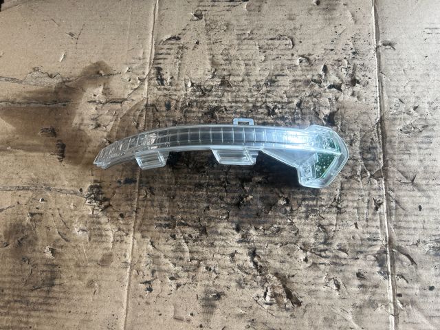 bontott VW PASSAT B8 Bal Visszapillantó Tükör Irányjelző