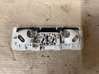 bontott VW PASSAT B8 Beltér Világítás Első