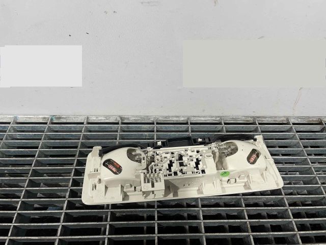 bontott VW PASSAT B8 Beltér Világítás Első