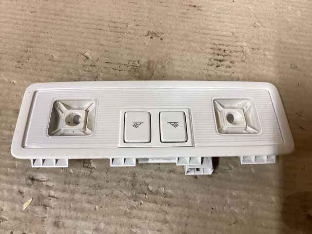 bontott VW PASSAT B8 Beltér Világítás Első