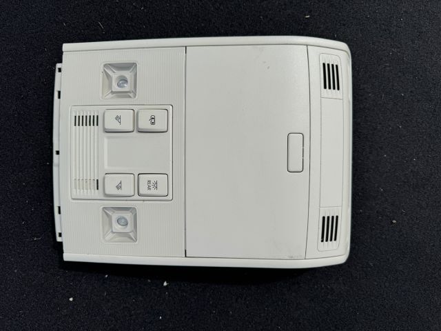 bontott VW PASSAT B8 Beltér Világítás Első