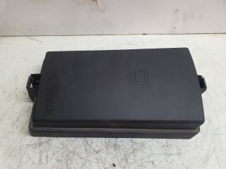 bontott VW PASSAT B8 Biztosítéktábla Fedél