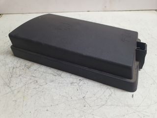 bontott VW PASSAT B8 Biztosítéktábla Fedél