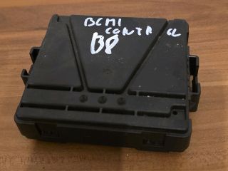 bontott VW PASSAT B8 Biztosítéktábla Utastér