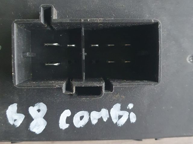 bontott VW PASSAT B8 Csomagtér Ajtó Vezérlőegység