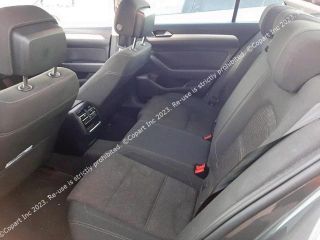 bontott VW PASSAT B8 Csomagtér Kárpit