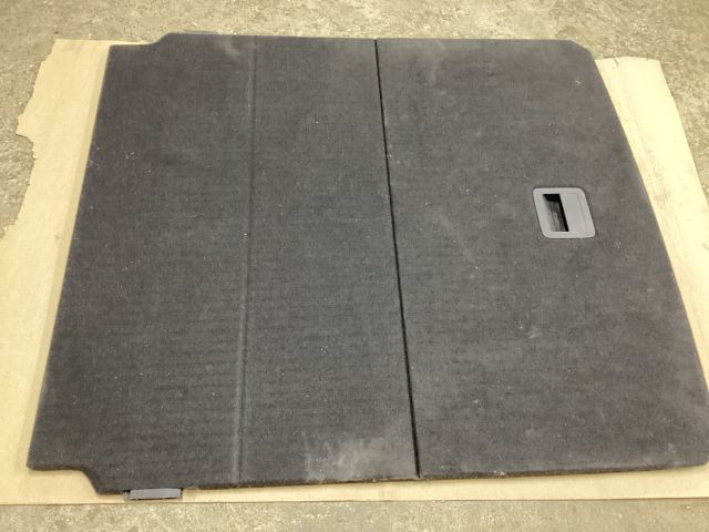 bontott VW PASSAT B8 Csomagtér Kárpit