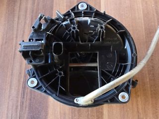 bontott VW PASSAT B8 Csomagtér Nyitó Kar / Gomb