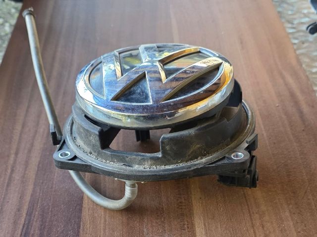 bontott VW PASSAT B8 Csomagtér Nyitó Kar / Gomb