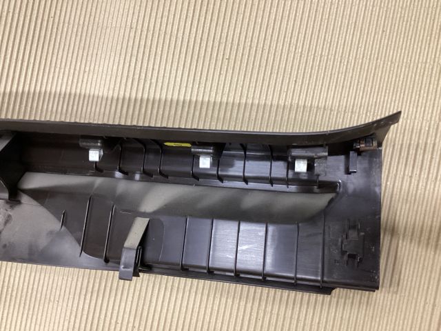 bontott VW PASSAT B8 Csomagtérajtó Burkolat Alsó