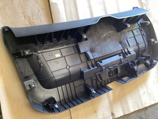 bontott VW PASSAT B8 Csomagtérajtó Burkolat (Részeivel)