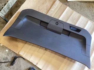 bontott VW PASSAT B8 Csomagtérajtó Burkolat (Részeivel)