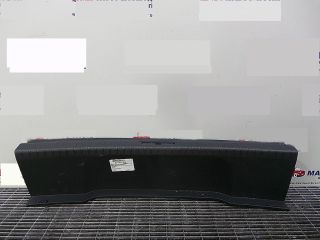 bontott VW PASSAT B8 Csomagtérajtó Díszléc