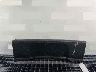 bontott VW PASSAT B8 Csomagtérajtó Díszléc