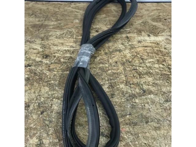 bontott VW PASSAT B8 Csomagtérajtó Gumikéder