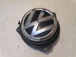 bontott VW PASSAT B8 Csomagtérajtó Kilincs