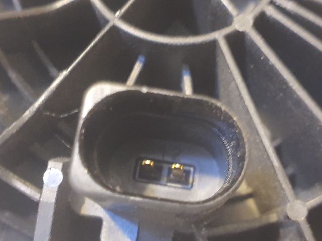 bontott VW PASSAT B8 Csomagtérajtó Kilincs