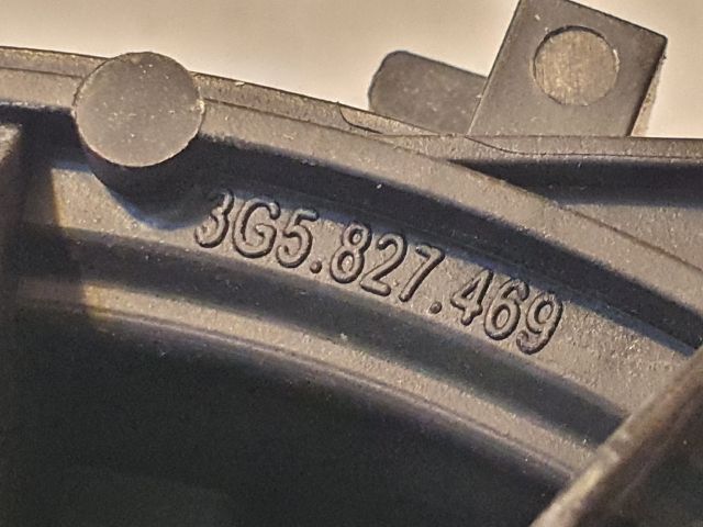 bontott VW PASSAT B8 Csomagtérajtó Kilincs