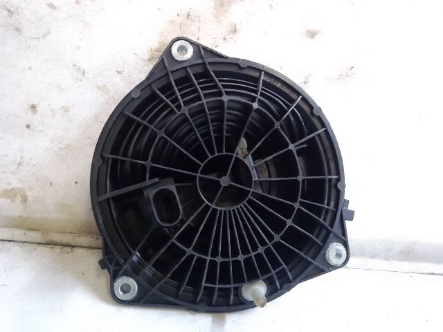 bontott VW PASSAT B8 Csomagtérajtó Kilincs