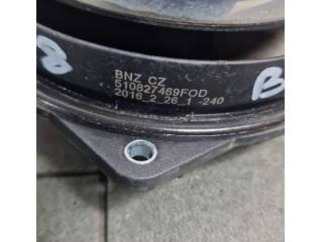 bontott VW PASSAT B8 Csomagtérajtó Kilincs