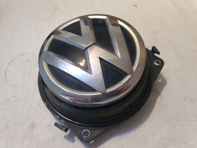 bontott VW PASSAT B8 Csomagtérajtó Kilincs