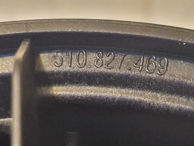 bontott VW PASSAT B8 Csomagtérajtó Kilincs