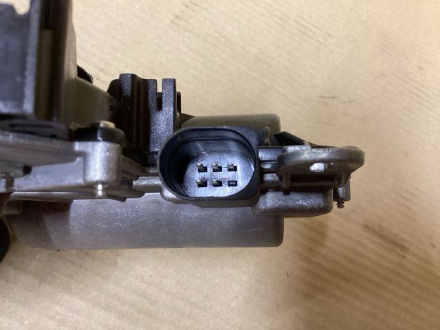 bontott VW PASSAT B8 Csomagtérajtó Motor Elektronika