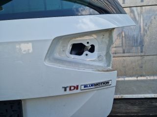 bontott VW PASSAT B8 Csomagtérajtó (Részeivel)