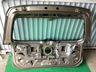 bontott VW PASSAT B8 Csomagtérajtó (Üres lemez)