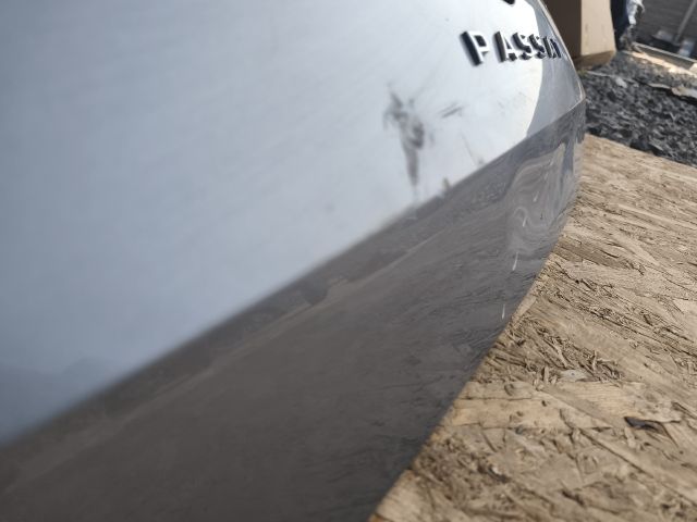 bontott VW PASSAT B8 Csomagtérajtó (Üres lemez)