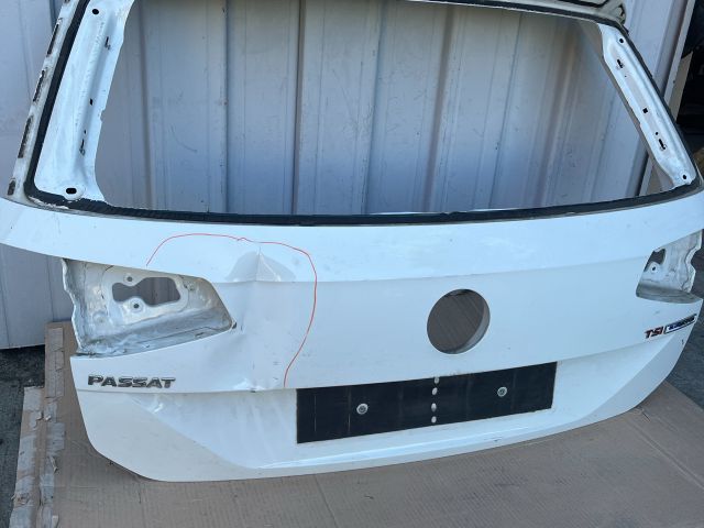 bontott VW PASSAT B8 Csomagtérajtó (Üres lemez)