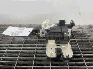 bontott VW PASSAT B8 Csomagtérajtó Ütköző