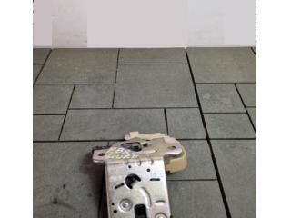 bontott VW PASSAT B8 Csomagtérajtó Zárszerkezet