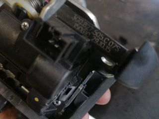 bontott VW PASSAT B8 Csomagtérajtó Zárszerkezet