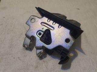 bontott VW PASSAT B8 Csomagtérajtó Zárszerkezet