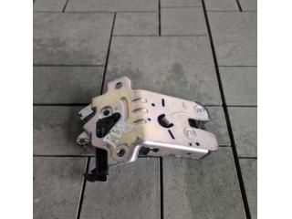 bontott VW PASSAT B8 Csomagtérajtó Zárszerkezet