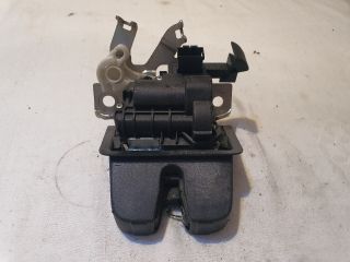 bontott VW PASSAT B8 Csomagtérajtó Zárszerkezet