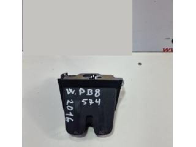 bontott VW PASSAT B8 Csomagtérajtó Zárszerkezet