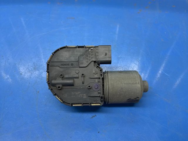 bontott VW PASSAT B8 Első Ablaktörlő Motor