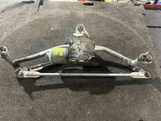 bontott VW PASSAT B8 Első Ablaktörlő Szerkezet Motorral