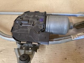 bontott VW PASSAT B8 Első Ablaktörlő Szerkezet Motorral